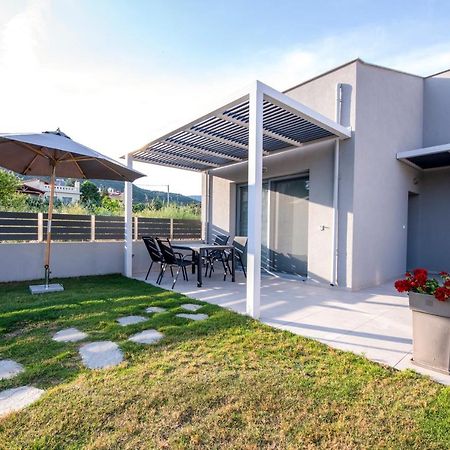Ag Luxury Villas, Iraklitsa Nea Iraklitsa Экстерьер фото